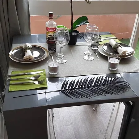 Du Parc Debreuil Апартаменты