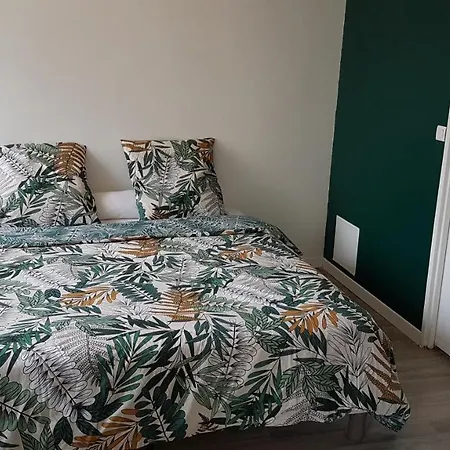Du Parc Debreuil Апартаменты *