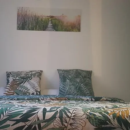 Du Parc Debreuil * Ле-Ме-сюр-Сен